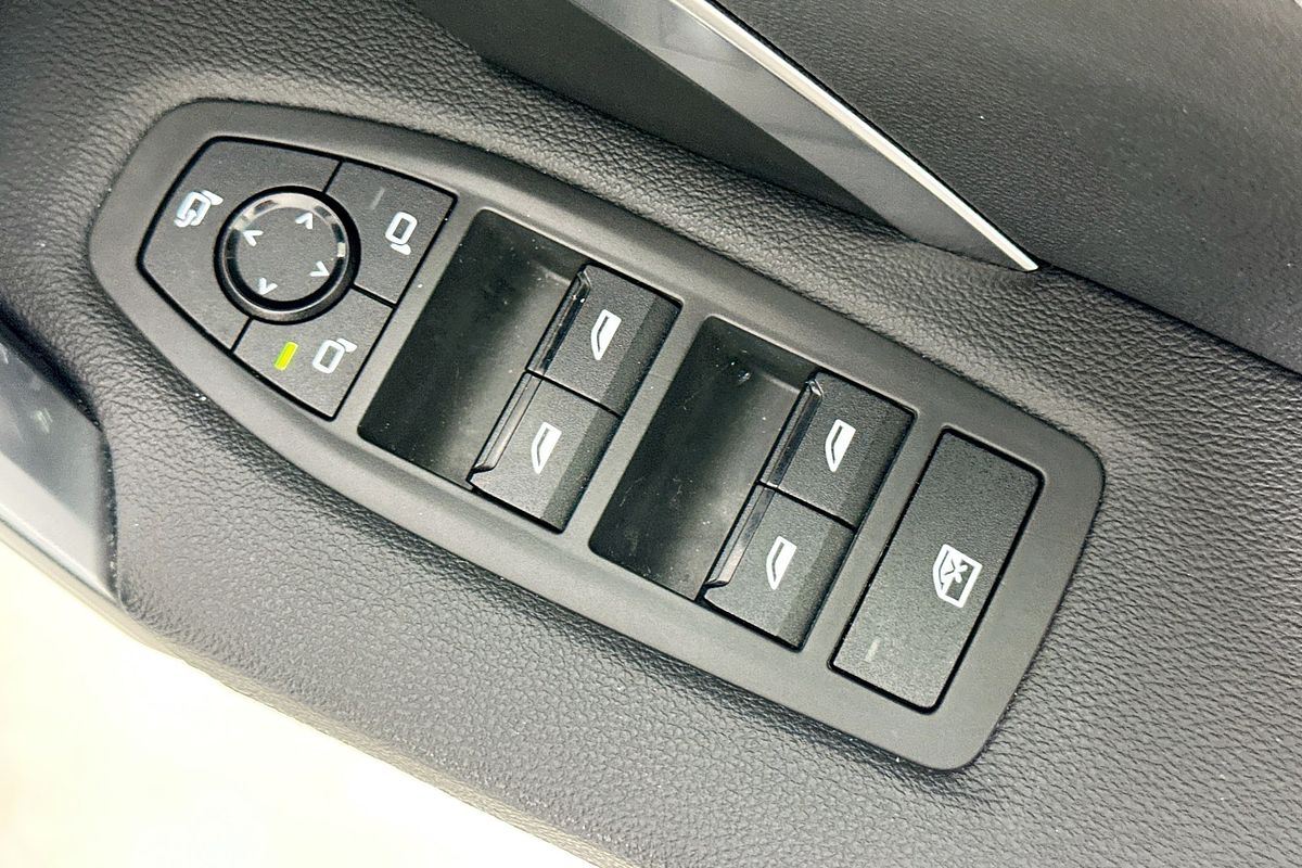 2023 BMW X1 sDRIVE18i U11