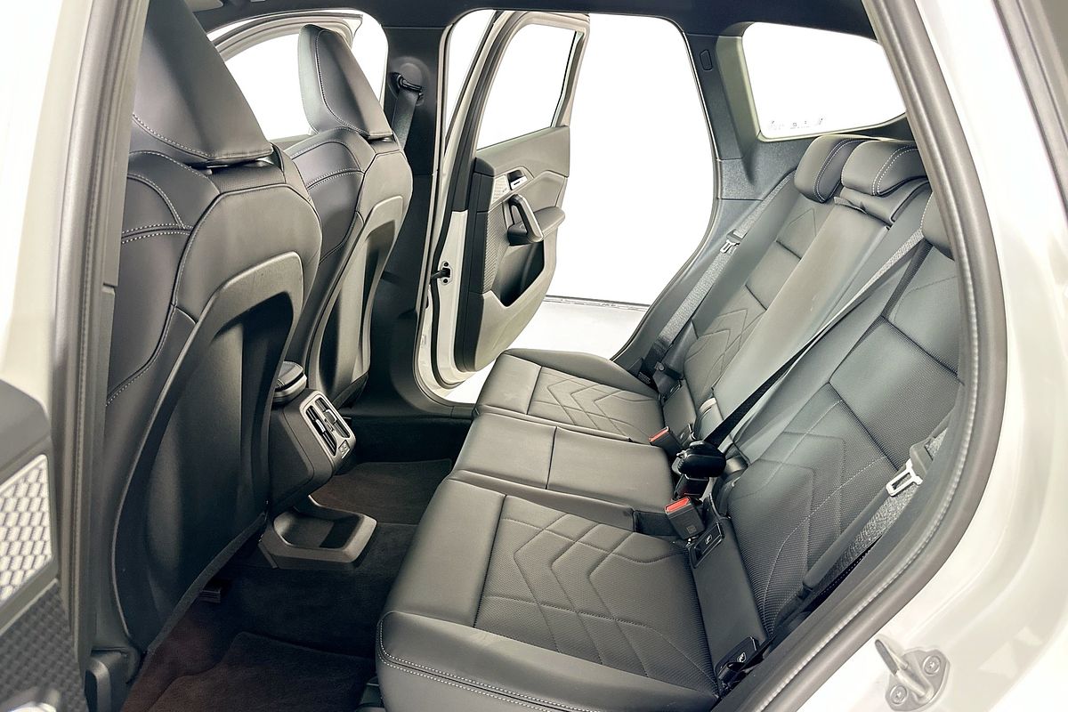 2024 BMW X1 sDRIVE18i U11