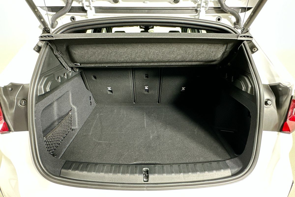 2024 BMW X1 sDRIVE18i U11