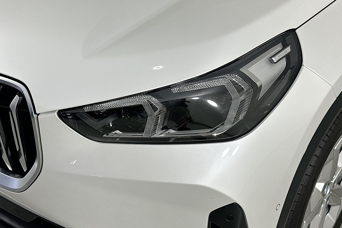 2024 BMW X1 sDRIVE18i U11