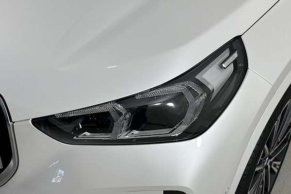 2025 BMW X1 xDRIVE20i U11