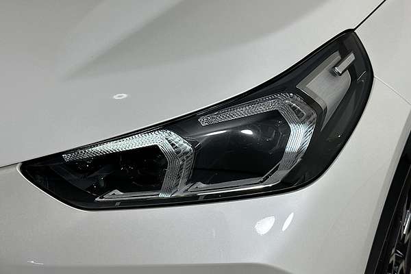 2023 BMW X1 sDRIVE18i U11