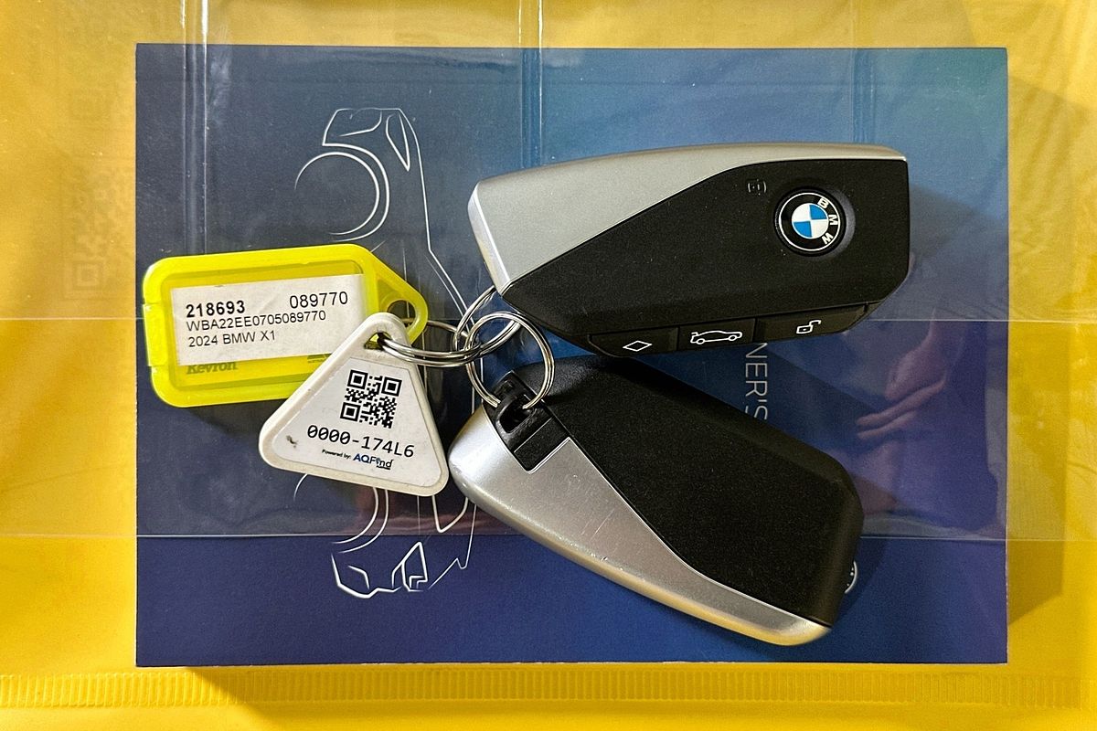 2024 BMW X1 sDRIVE18i U11