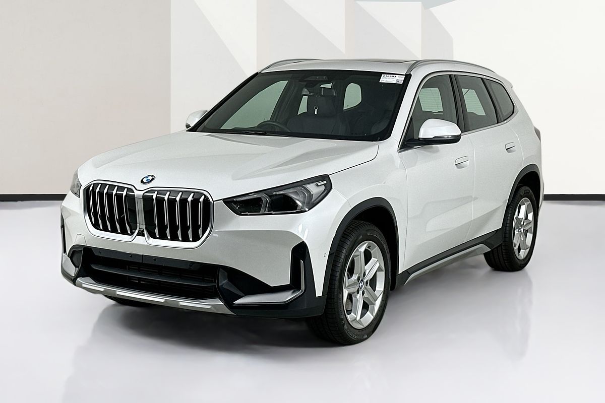 2024 BMW X1 sDRIVE18i U11