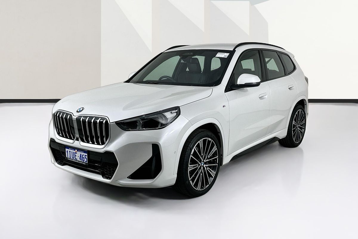 2025 BMW X1 xDRIVE20i U11