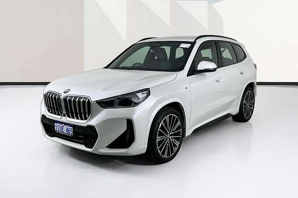 2025 BMW X1 xDRIVE20i U11