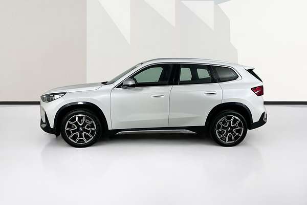 2023 BMW X1 sDRIVE18i U11