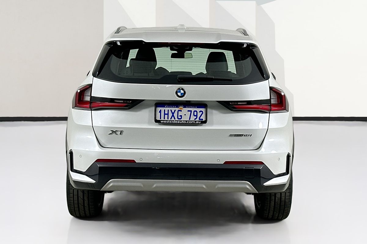 2023 BMW X1 sDRIVE18i U11