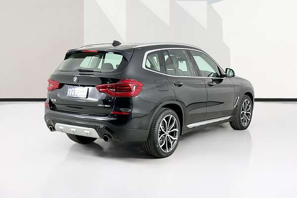 2019 BMW X3 xDRIVE30i G01