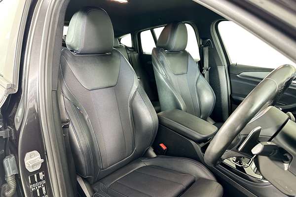 2020 BMW X4 xDRIVE20i M SPORT G02