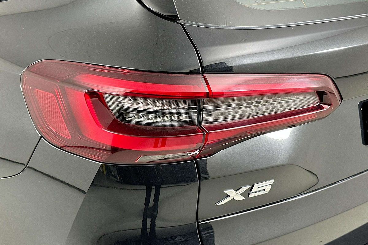 2023 BMW X5 xDRIVE30d M SPORT G05