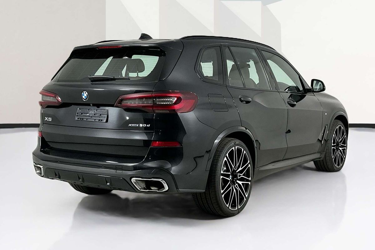 2023 BMW X5 xDRIVE30d M SPORT G05