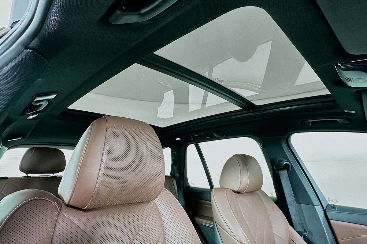 2023 BMW X5 xDRIVE30d M SPORT G05