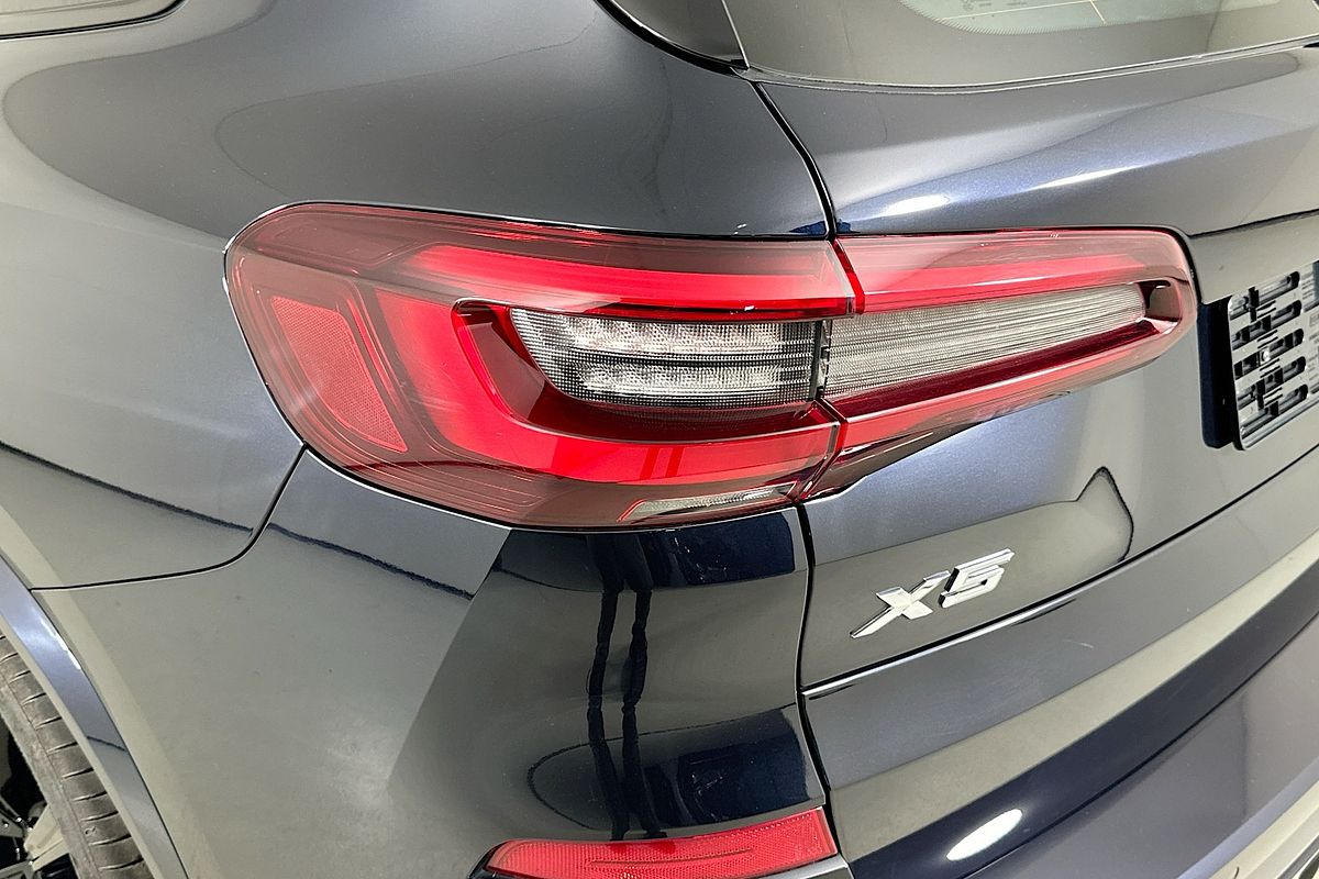 2023 BMW X5 xDRIVE30d M SPORT G05