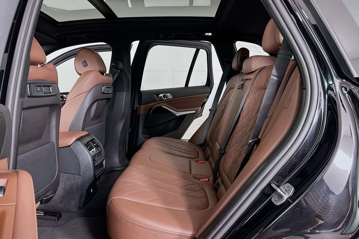 2023 BMW X5 xDRIVE30d M SPORT G05