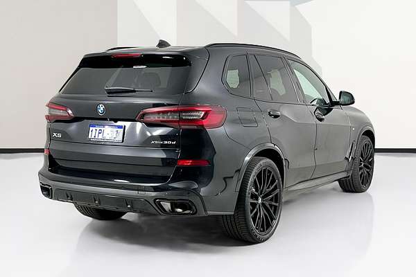 2021 BMW X5 xDRIVE30d G05