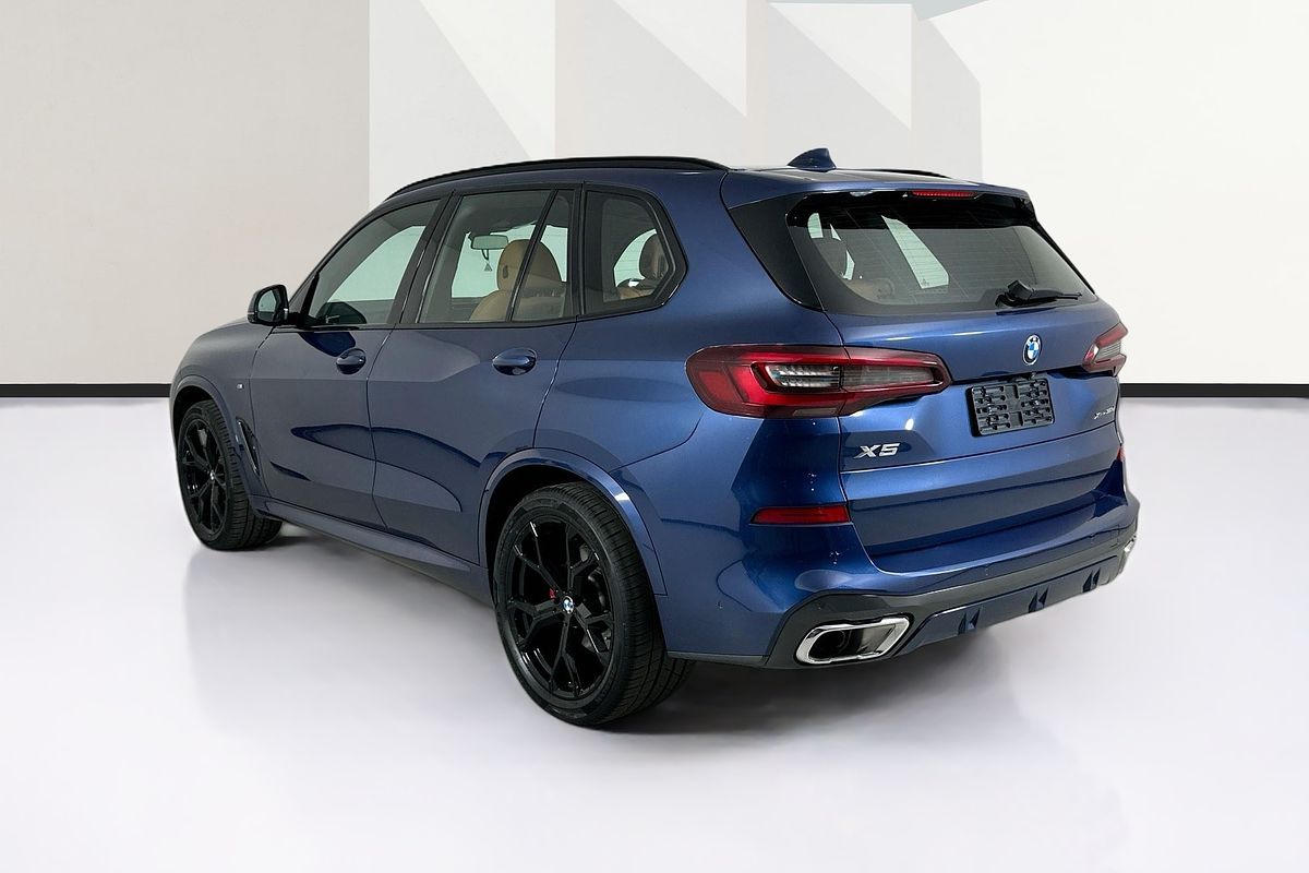 2023 BMW X5 xDRIVE30d M SPORT G05