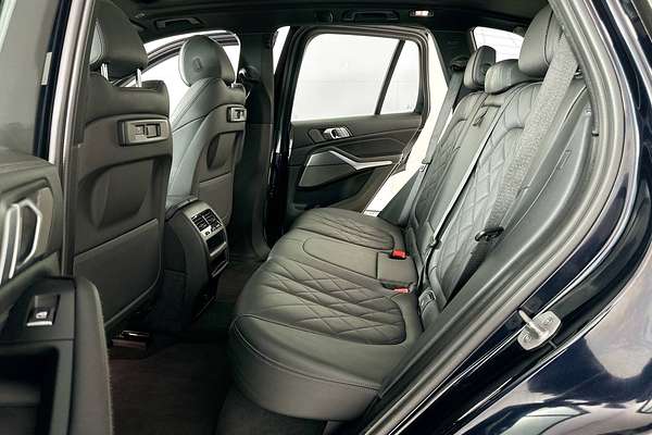 2023 BMW X5 xDRIVE30d M SPORT G05