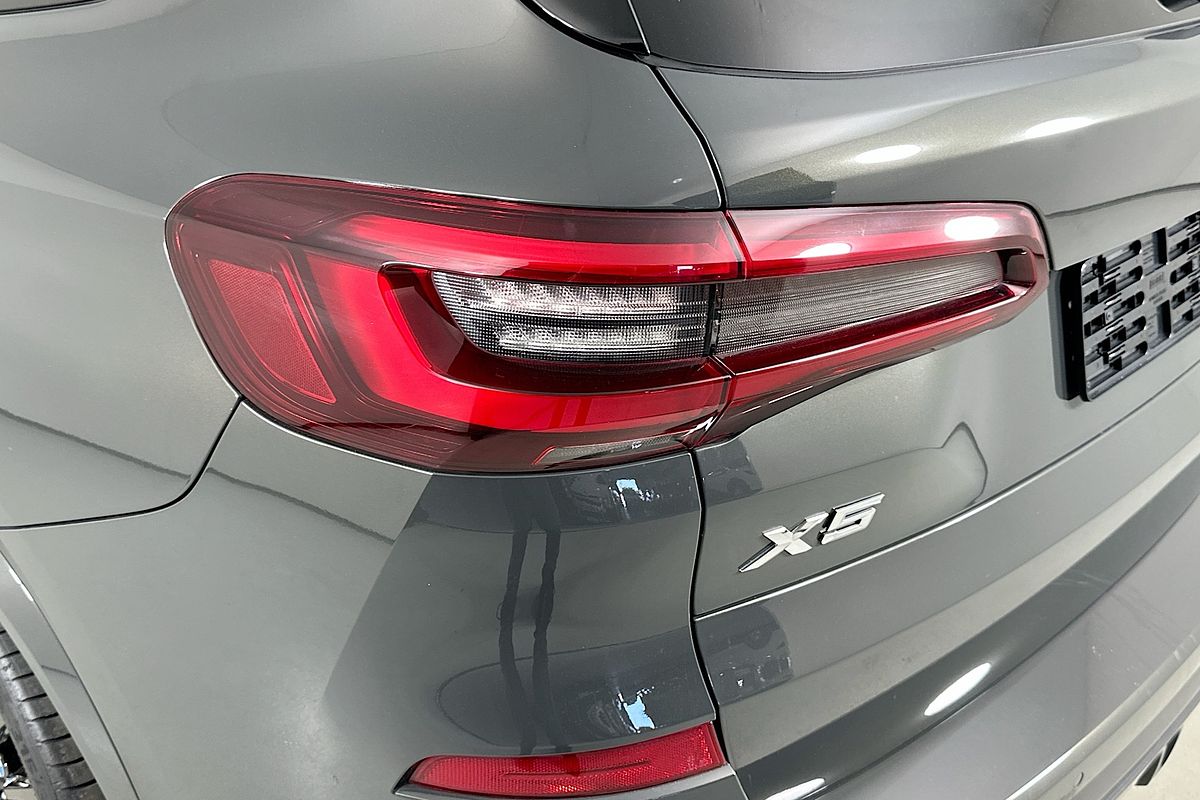 2023 BMW X5 xDRIVE30d M SPORT G05
