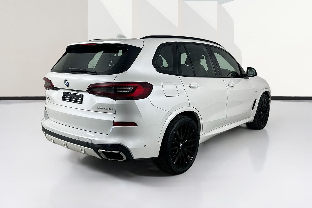 2022 BMW X5 xDRIVE30d M SPORT G05