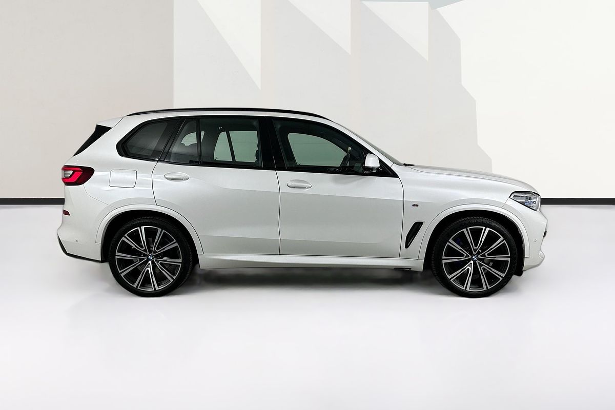 2023 BMW X5 xDRIVE30d M SPORT G05