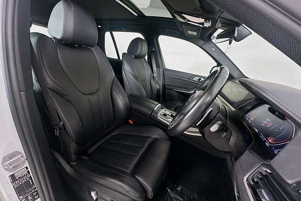 2022 BMW X5 xDRIVE30d M SPORT G05