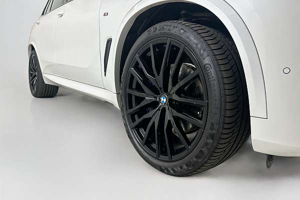 2022 BMW X5 xDRIVE30d M SPORT G05
