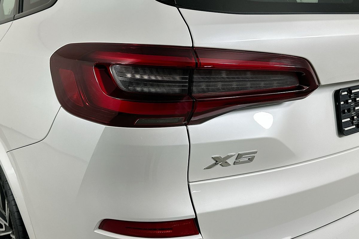 2023 BMW X5 xDRIVE30d M SPORT G05