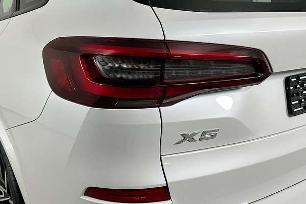 2023 BMW X5 xDRIVE30d M SPORT G05