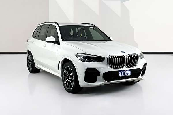 2024 BMW X5 xDRIVE40i M SPORT G05