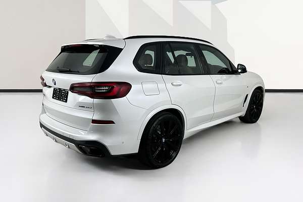 2023 BMW X5 xDRIVE30d M SPORT G05