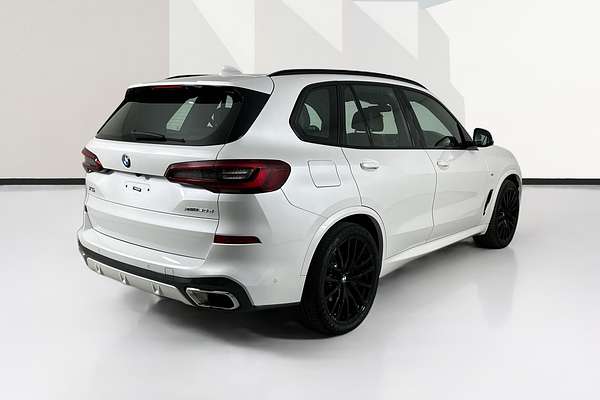 2023 BMW X5 xDRIVE30d M SPORT G05