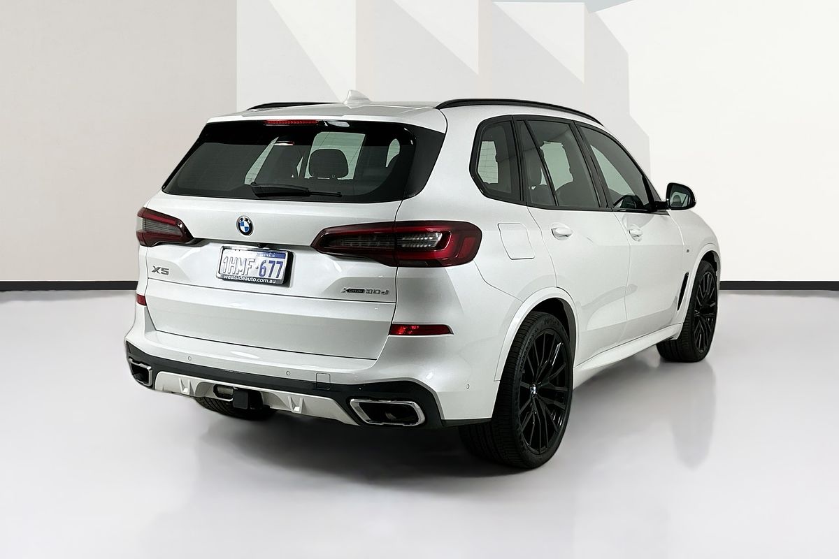 2022 BMW X5 xDRIVE30d M SPORT G05