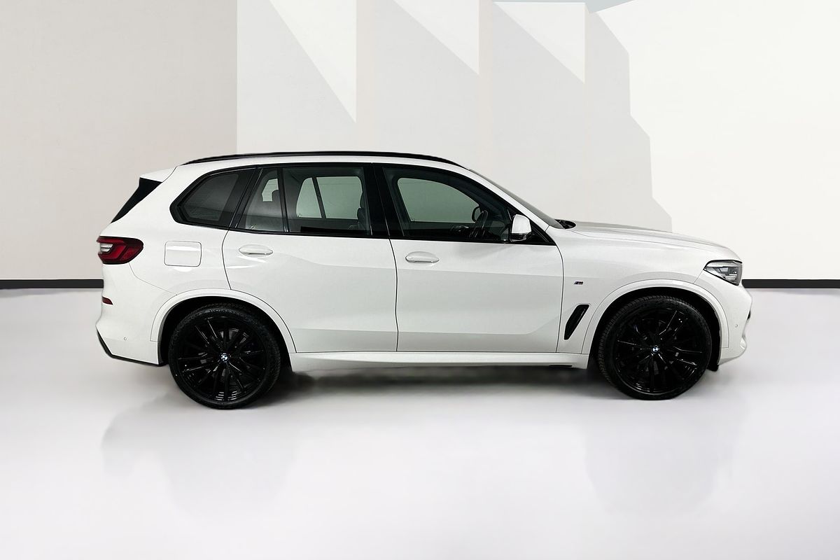2023 BMW X5 xDRIVE30d M SPORT G05