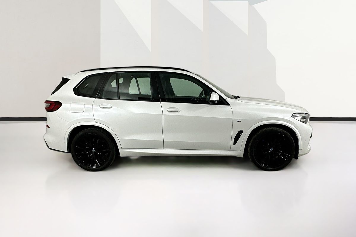 2023 BMW X5 xDRIVE30d M SPORT G05