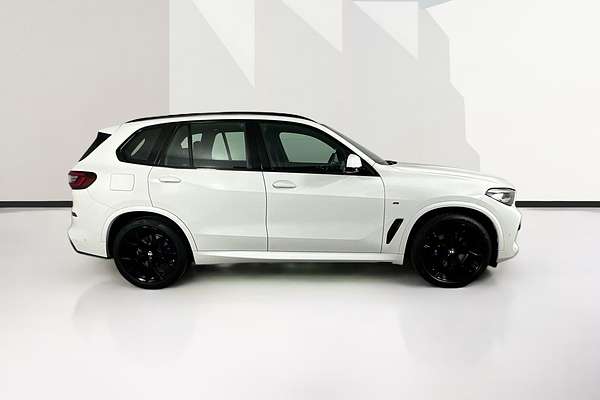 2023 BMW X5 xDRIVE30d M SPORT G05