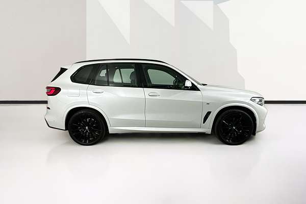 2022 BMW X5 xDRIVE30d M SPORT G05