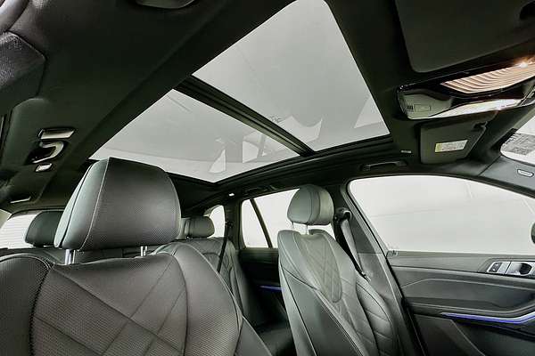 2023 BMW X5 xDrive30d M Sport G05
