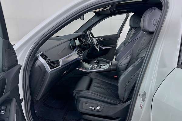 2023 BMW X5 xDRIVE30d M SPORT G05