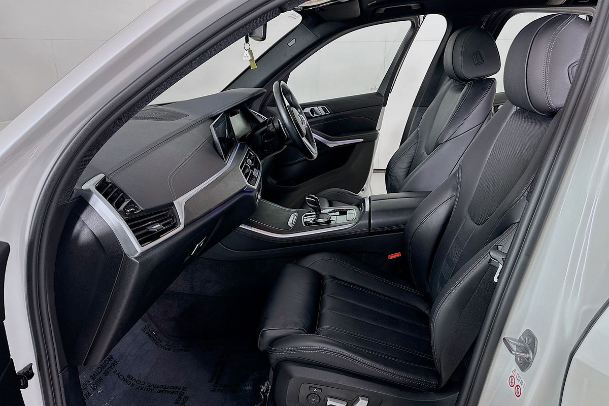 2022 BMW X5 xDRIVE30d M SPORT G05