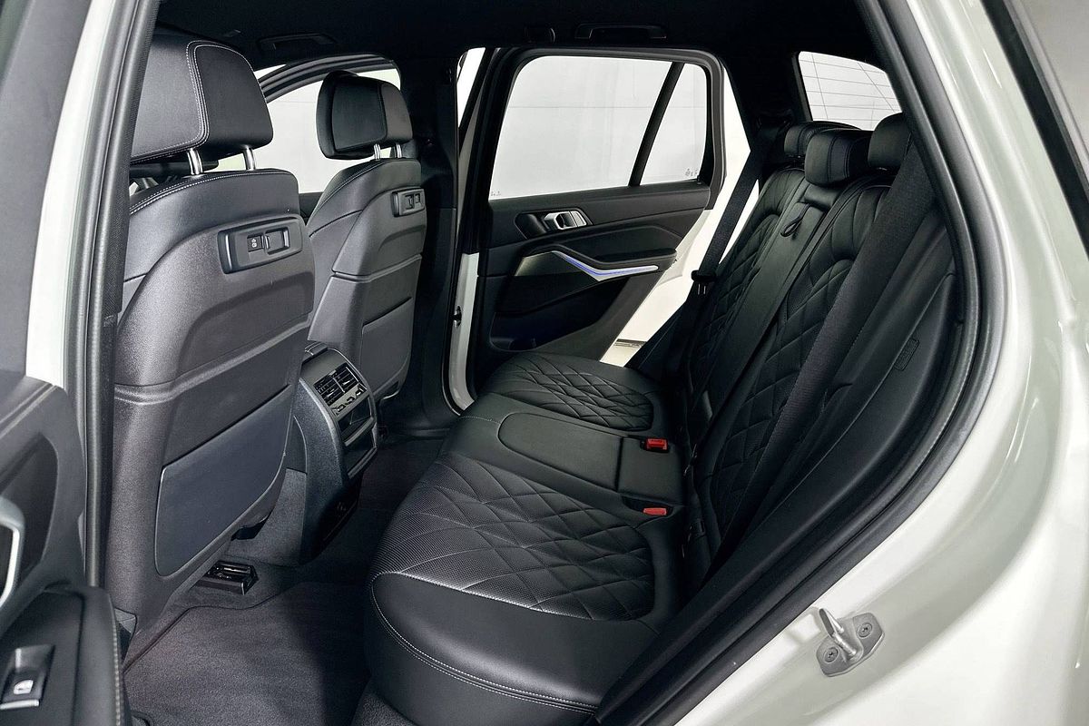 2024 BMW X5 xDRIVE40i M SPORT G05