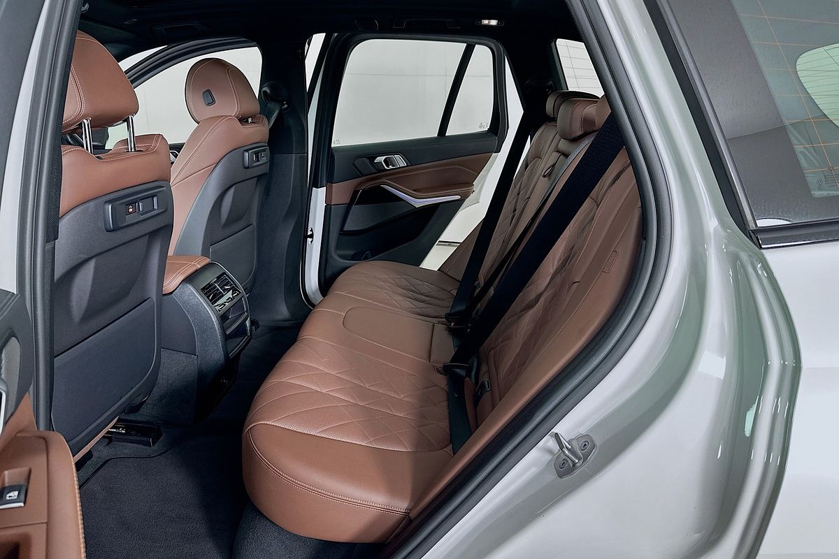 2023 BMW X5 xDRIVE30d M SPORT G05