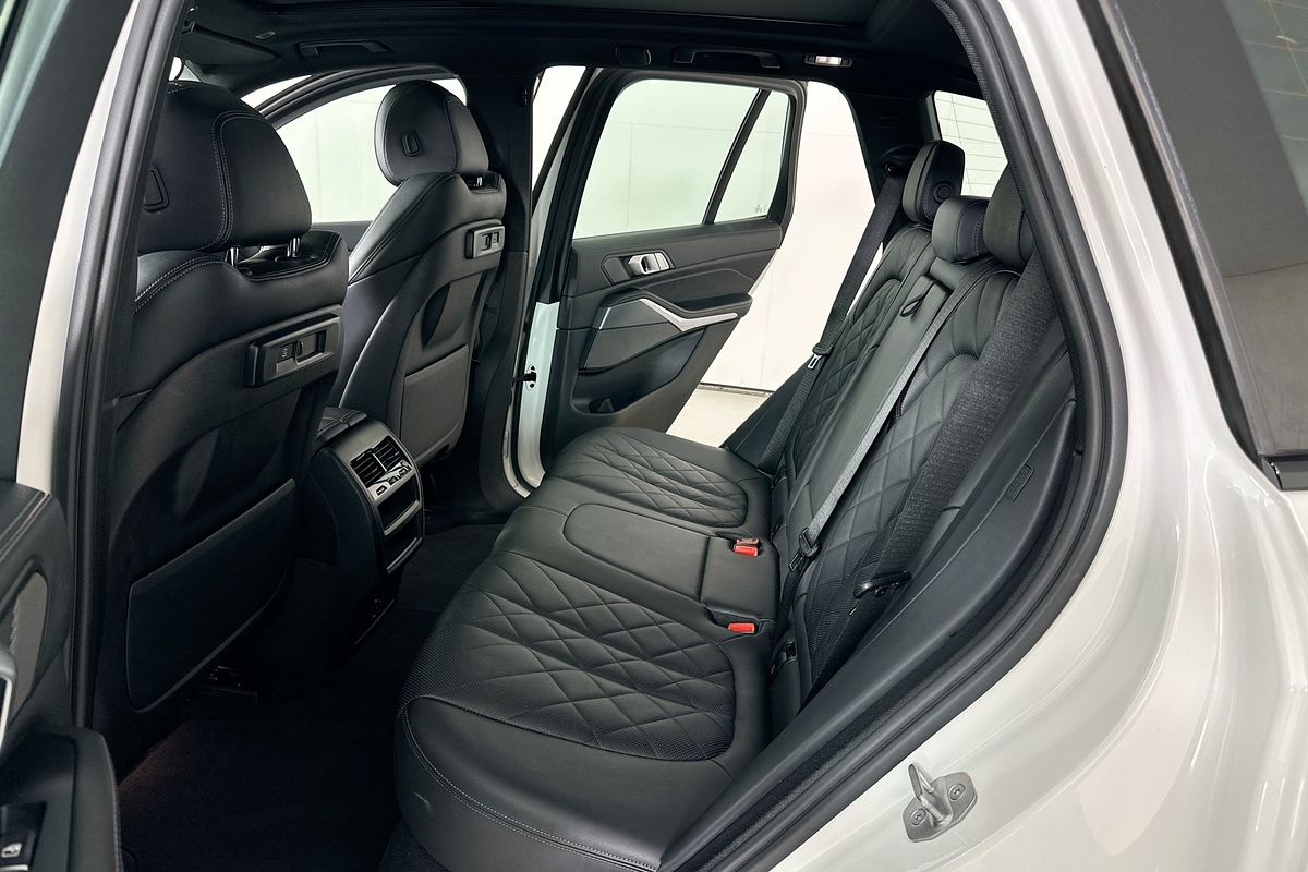 2023 BMW X5 xDRIVE30d M SPORT G05