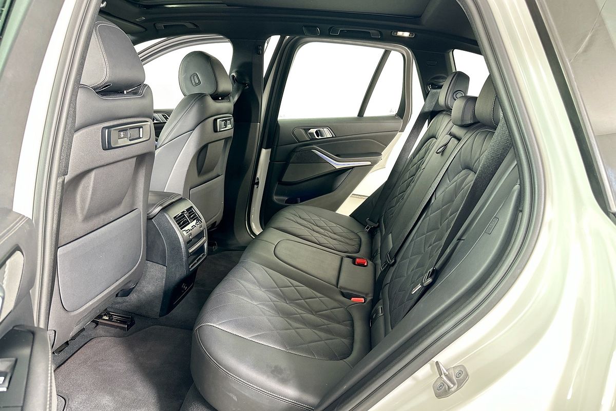 2023 BMW X5 xDRIVE30d M SPORT G05