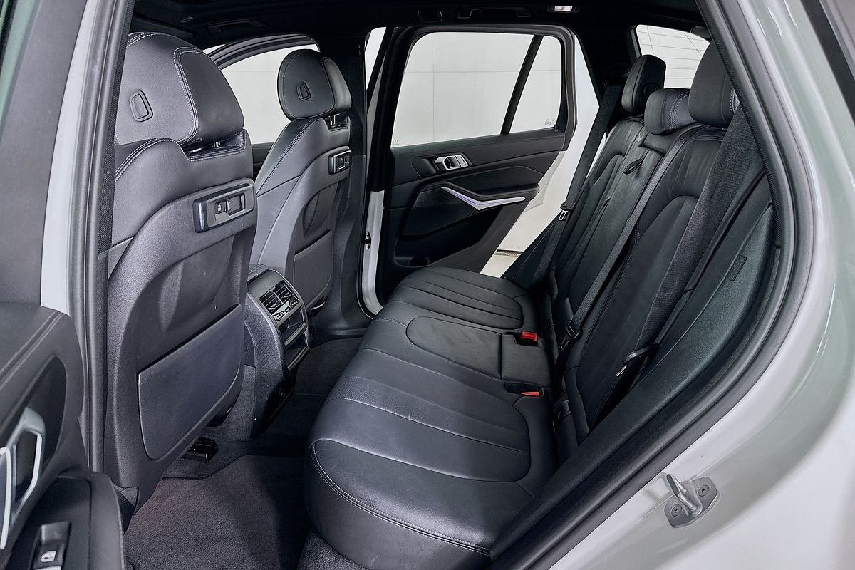2022 BMW X5 xDRIVE30d M SPORT G05