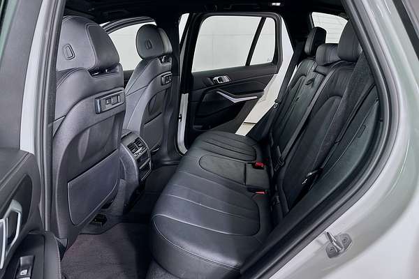 2022 BMW X5 xDRIVE30d M SPORT G05