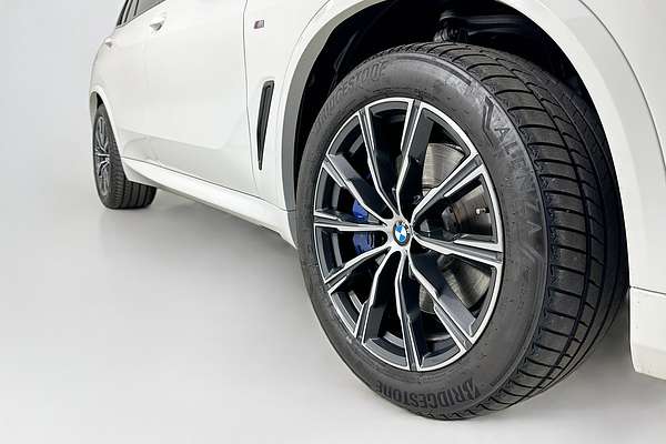 2024 BMW X5 xDRIVE40i M SPORT G05