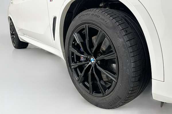 2023 BMW X5 xDRIVE30d M SPORT G05