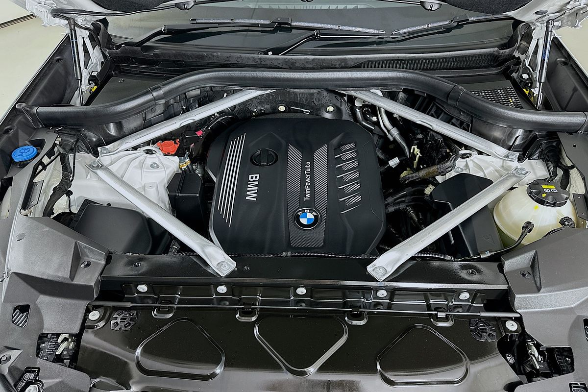 2022 BMW X5 xDRIVE30d M SPORT G05