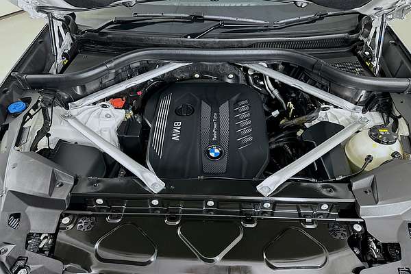 2022 BMW X5 xDRIVE30d M SPORT G05